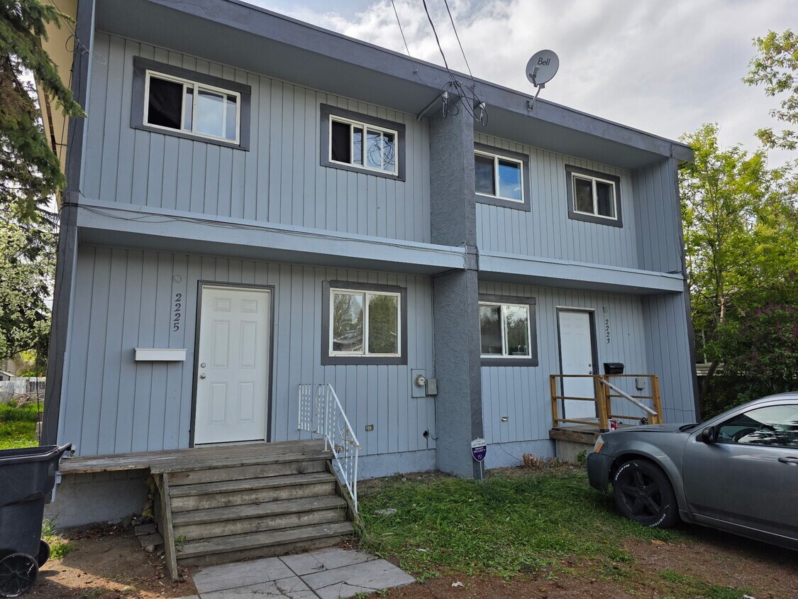Photo principale - 2223 Oak St