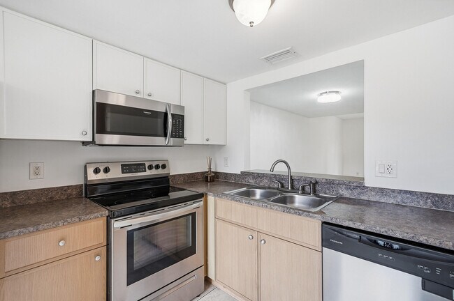 Building Photo - 3832 NW 90th Ave