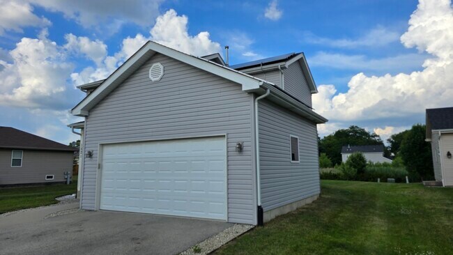Foto del edificio - 1521 Saddle Ln