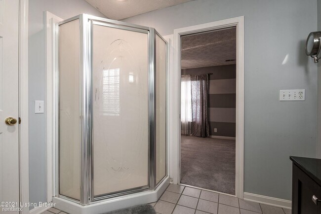 Foto del edificio - 3 br, 3 bath House - 845 Nevada St