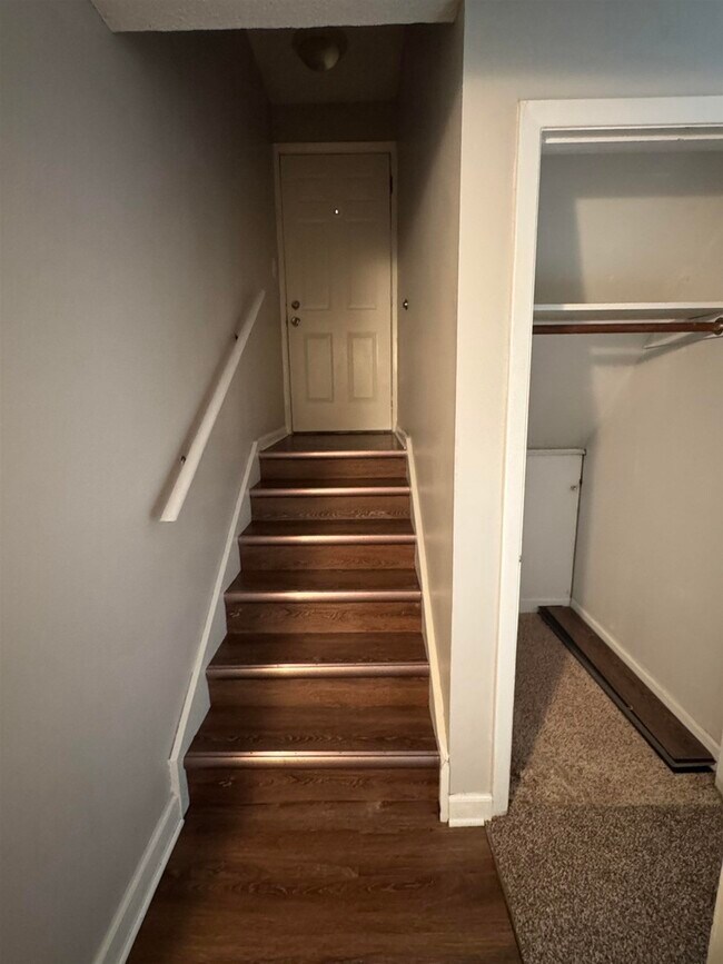 Foto del edificio - 932 Pius Ln