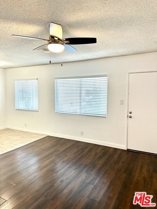 Building Photo - 4115 W Century Blvd