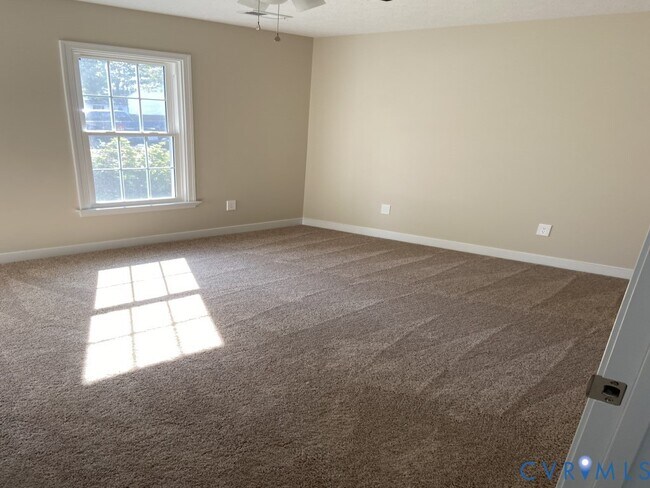 Foto del edificio - 7077 Adaline Ln