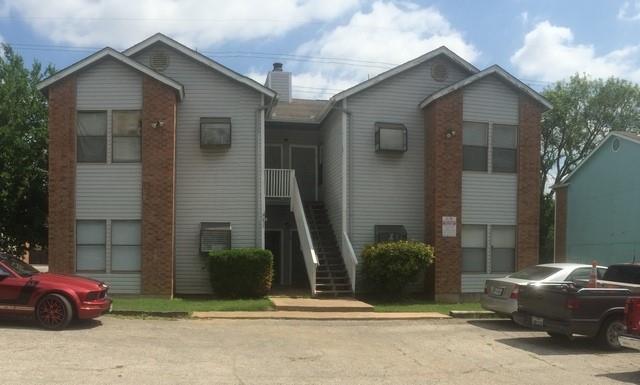 Primary Photo - 2411 W Slaughter Ln