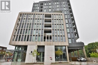 Building Photo - 1-701 Hillsdale Ave W