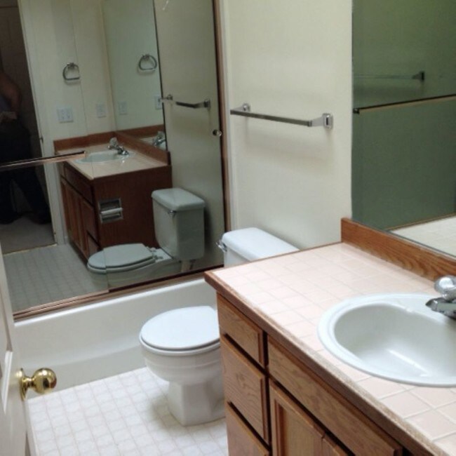 Photo - Nice Moon Mountain duplex with 2 Full bath... House