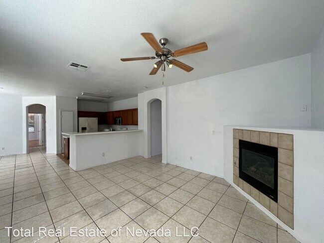 Foto del edificio - 3 br, 2 bath House - 4941 Miners Ridge Dr
