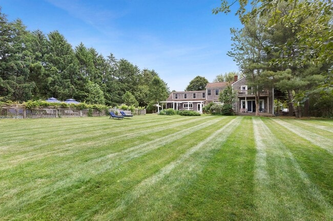 Building Photo - 42 Pheasant Dr