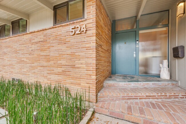 Foto del edificio - 524 N Manus Dr