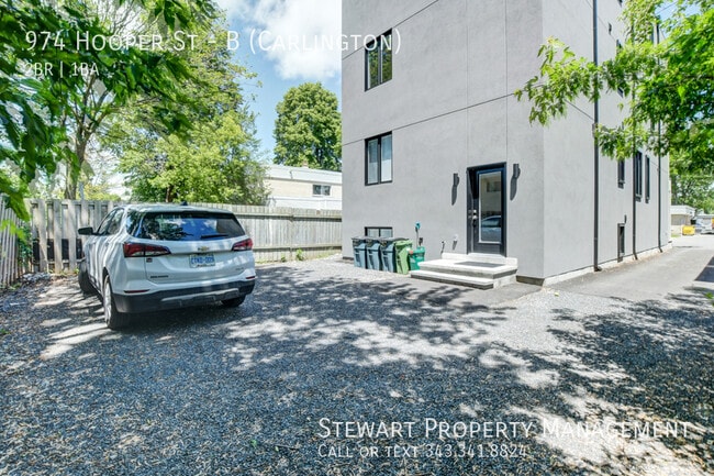 Building Photo - 974 Hooper St