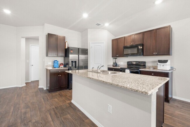 Foto del edificio - 5824 Brocade Dr
