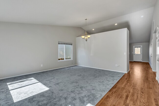 Foto del edificio - 18619 16th Avenue Ct E