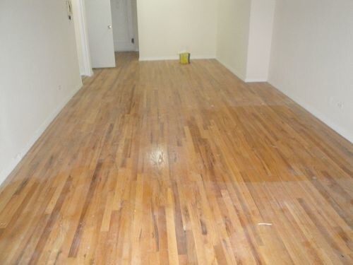 Building Photo - 525 W 235th St