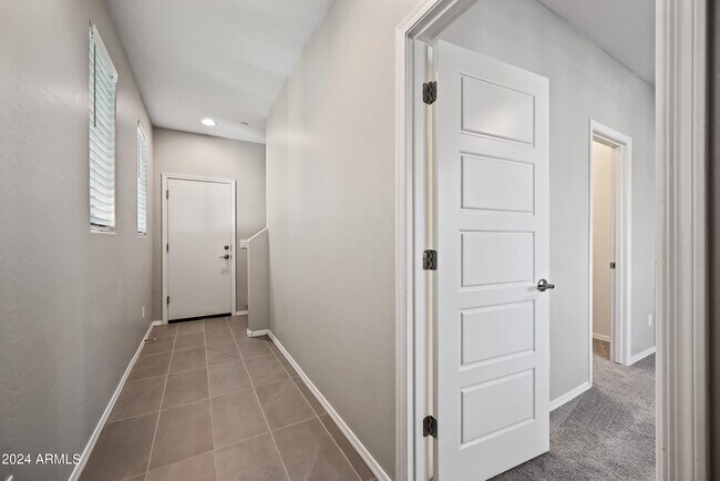 Foto del edificio - 1674 E Chelsea Ln