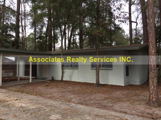 Building Photo - SUBLEASE- Spacious 3 bedroom in Carol Esta...