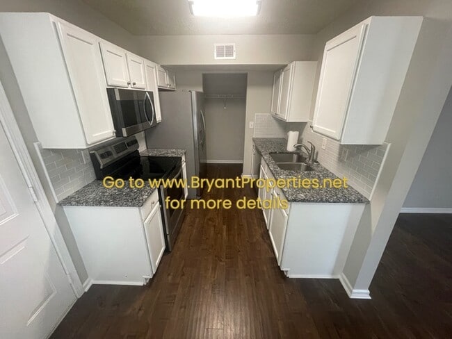 Building Photo - 128 Walton Village Dr