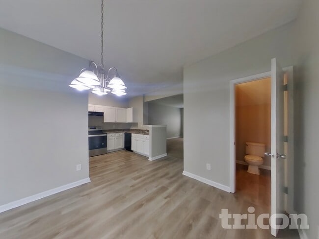 Building Photo - 2251 Bigwood Trail