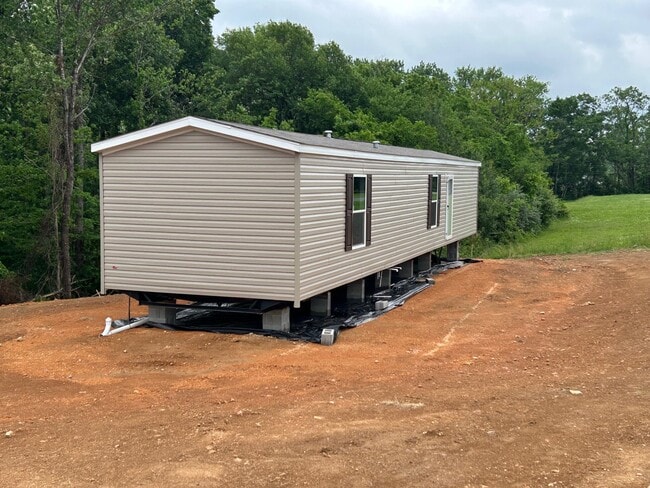 Building Photo - 3308 Fly Rd