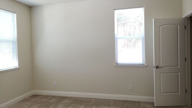 Building Photo - 3 bedroom house located in the Sparks