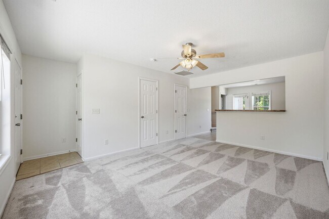 Foto del edificio - Welcome to Cornerstone Village!