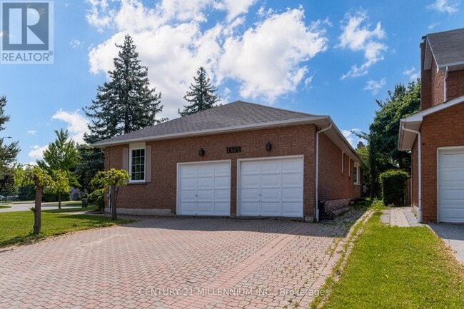 Building Photo - 1572 Cartier Ct