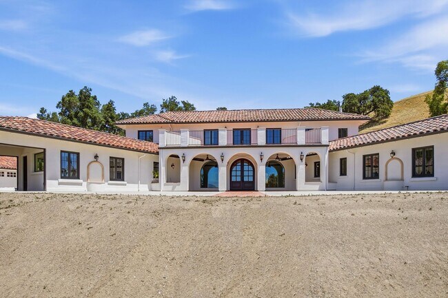 Foto del edificio - 16010 Carey Ln