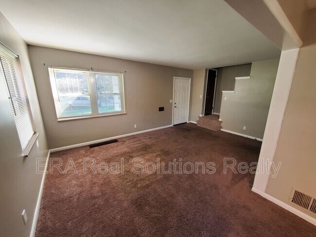 Building Photo - 3707 Moonridge Dr