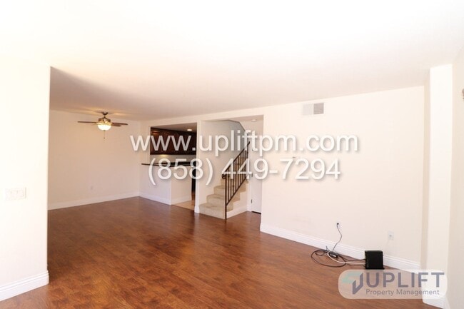 Building Photo - 2-BED/2.5-BATH - LA JOLLA (NEAR UTC)