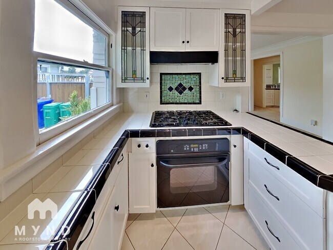 Foto del edificio - 3575 Ray St