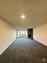 Building Photo - 228 Willard N