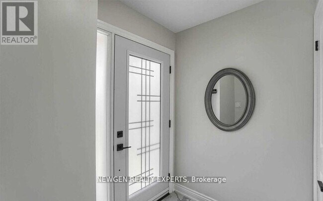 Building Photo - 101 Banting Crescent