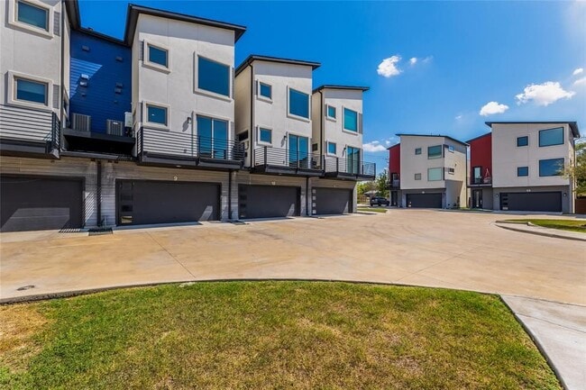 Foto del edificio - 1417 Kramer Ln