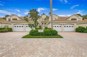 Building Photo - 8375 Excalibur Cir
