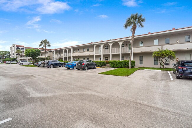 Foto del edificio - 250 NE 20th St