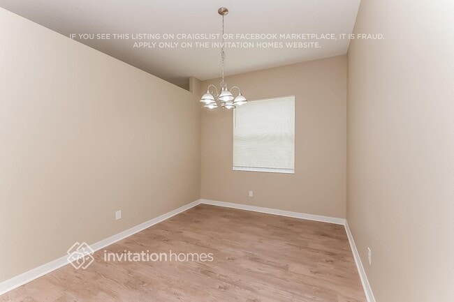 Building Photo - 5407 Lexington Dr