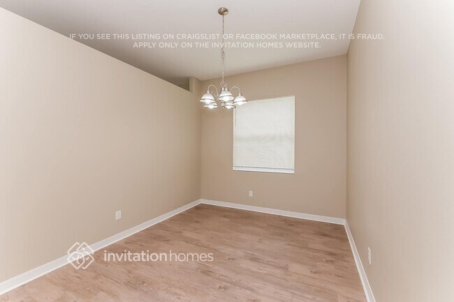 Foto del edificio - 5407 Lexington Dr