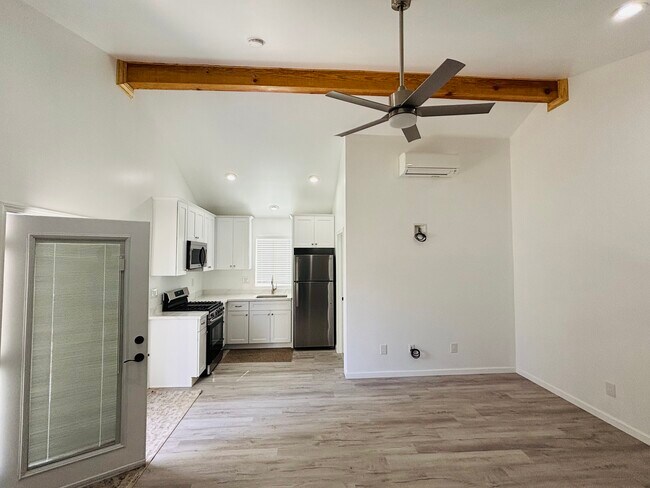 Foto del edificio - 2140 N Manning St