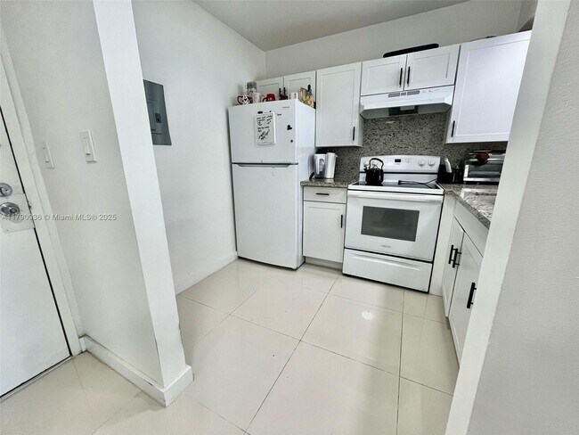 Foto del edificio - 16465 NE 22nd Ave