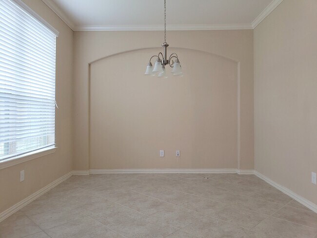 Foto del edificio - 8818 Cornina Dr