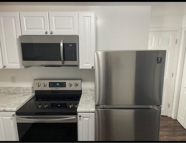 Foto del edificio - 111 Hall St