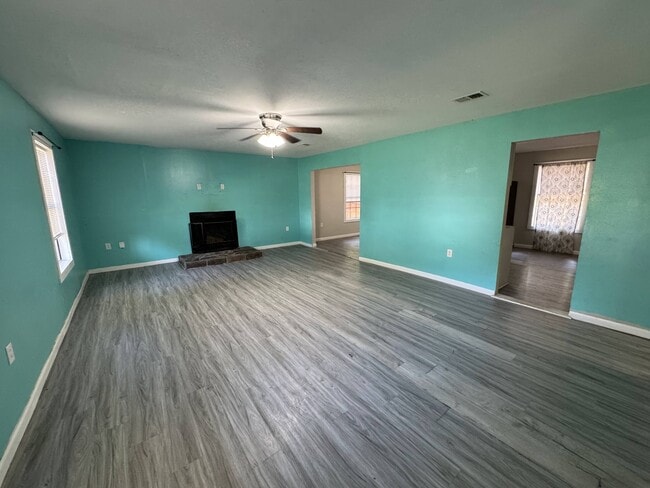 Building Photo - 2836 Flounder Cir