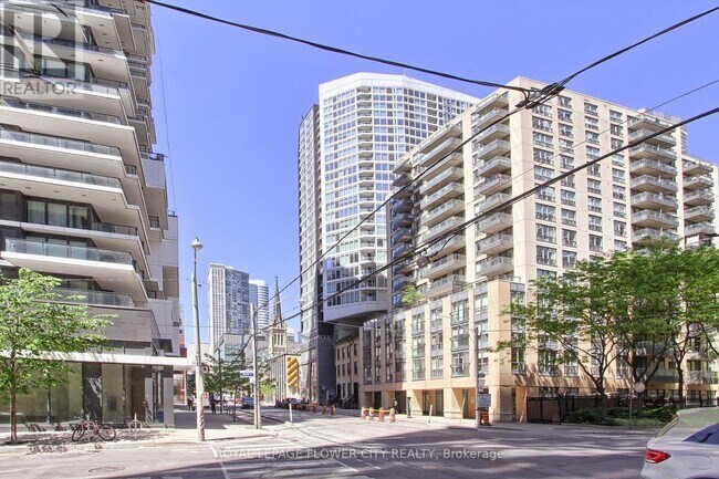 Photo du bâtiment - 68-1968 Shuter St