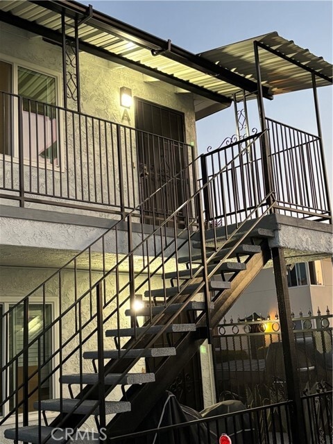 Building Photo - 7014 Mountain View Ave