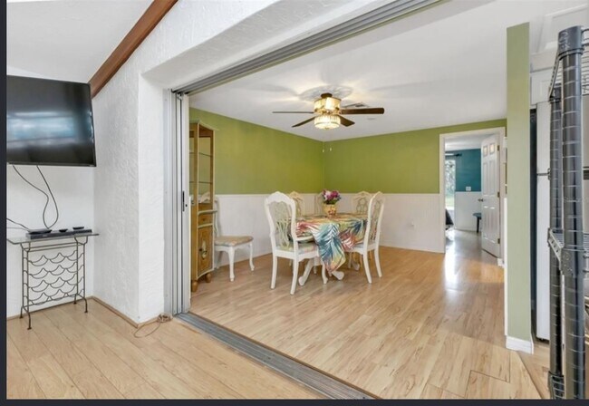 Foto del edificio - 26 French Ave