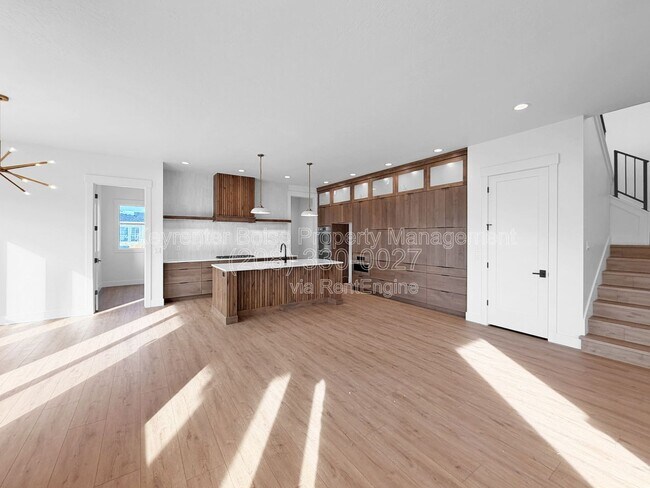 Foto del edificio - 891 N Gracie Ave