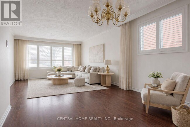 Photo du bâtiment - 12 Scarden Ave