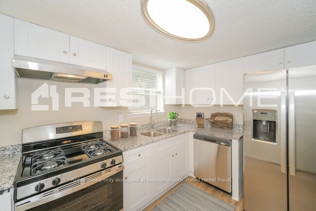Building Photo - 4940 Windsor Downs Drive