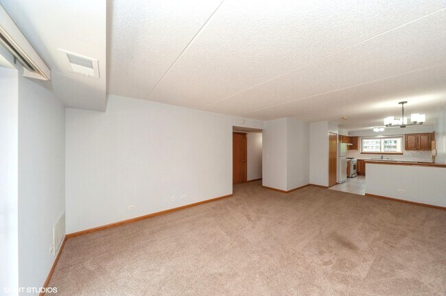 Foto del edificio - 8710 W Evelyn Ln
