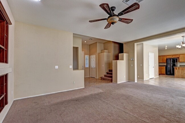 Building Photo - 2907 Crackling Leaves Ave