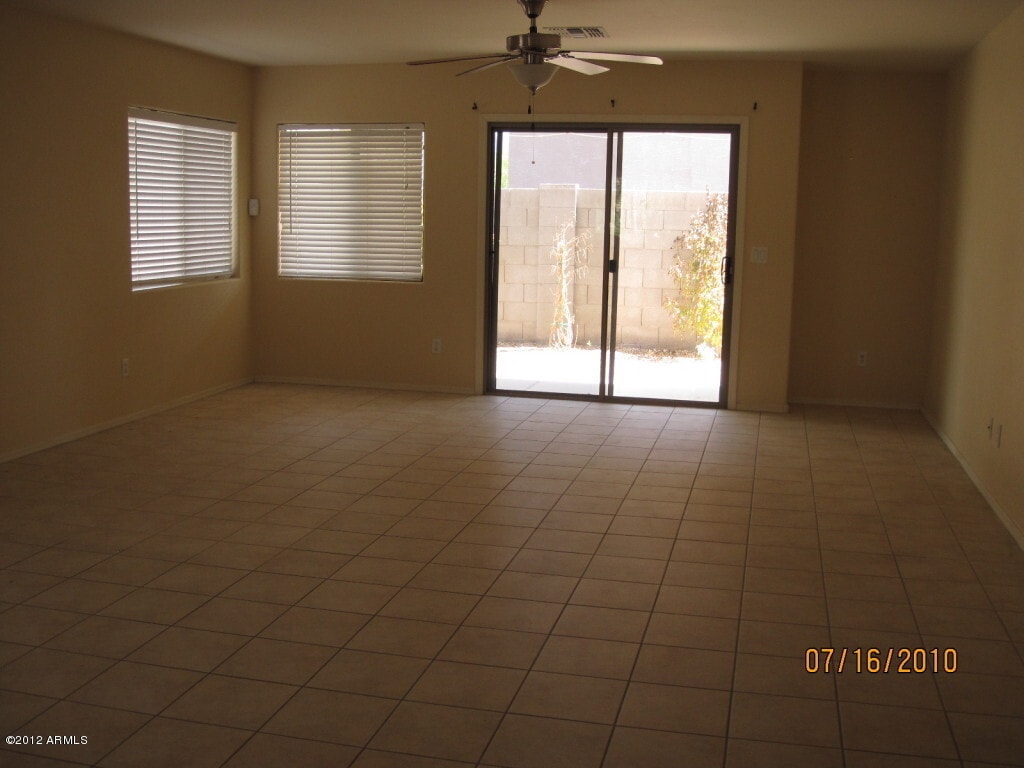 Building Photo - 3727 W Carson Rd